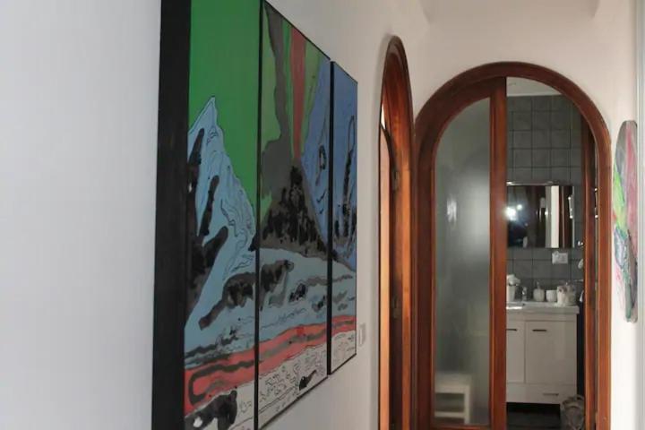 Vesuvius Suite - Elegante Appartamento In Centro Nápoly Kültér fotó